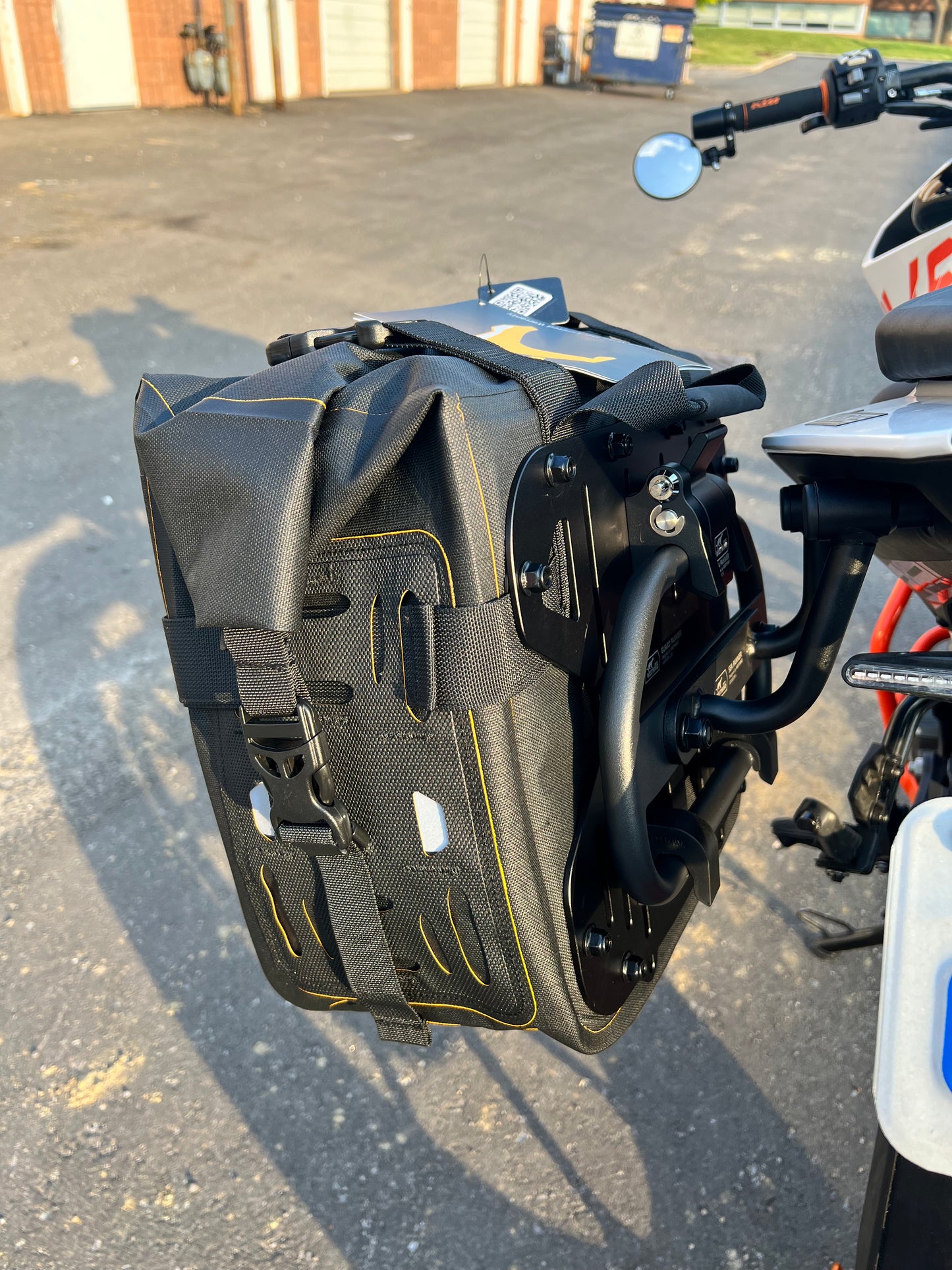 Guard 20C Soft Pannier (Quick Release) for KTM Duke 390